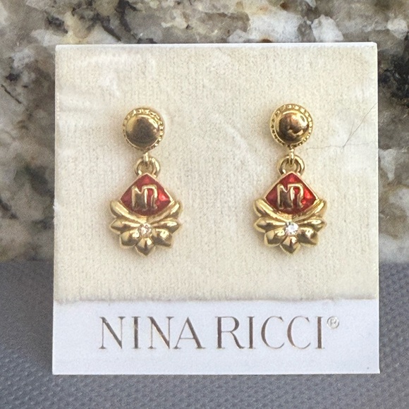 Nina Ricci Jewelry - NWT Nina Ricci Swarovski Crystal Vintage Red and Gold Dangle Earrings